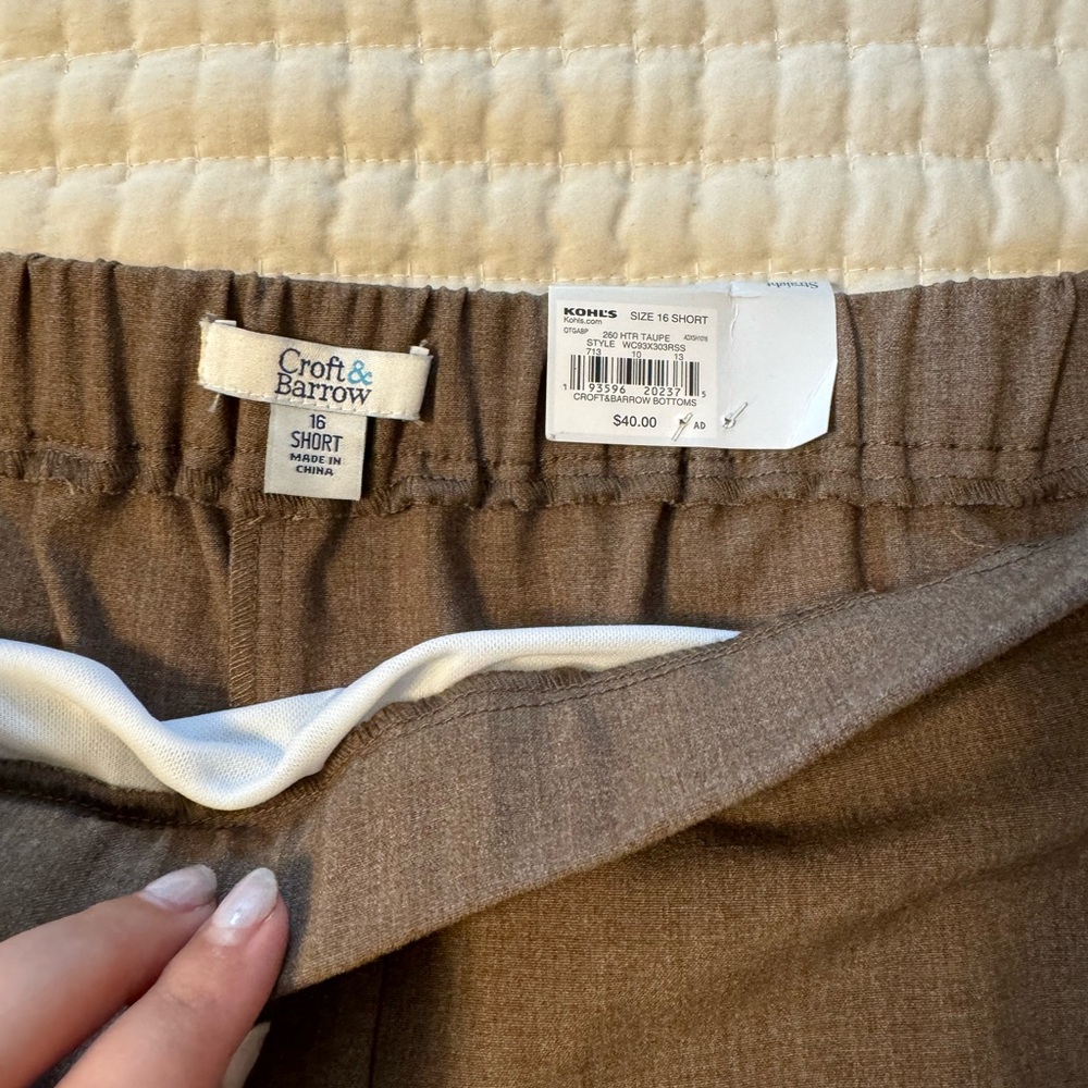 NWT DRESS PANTS - Picture 4 of 4